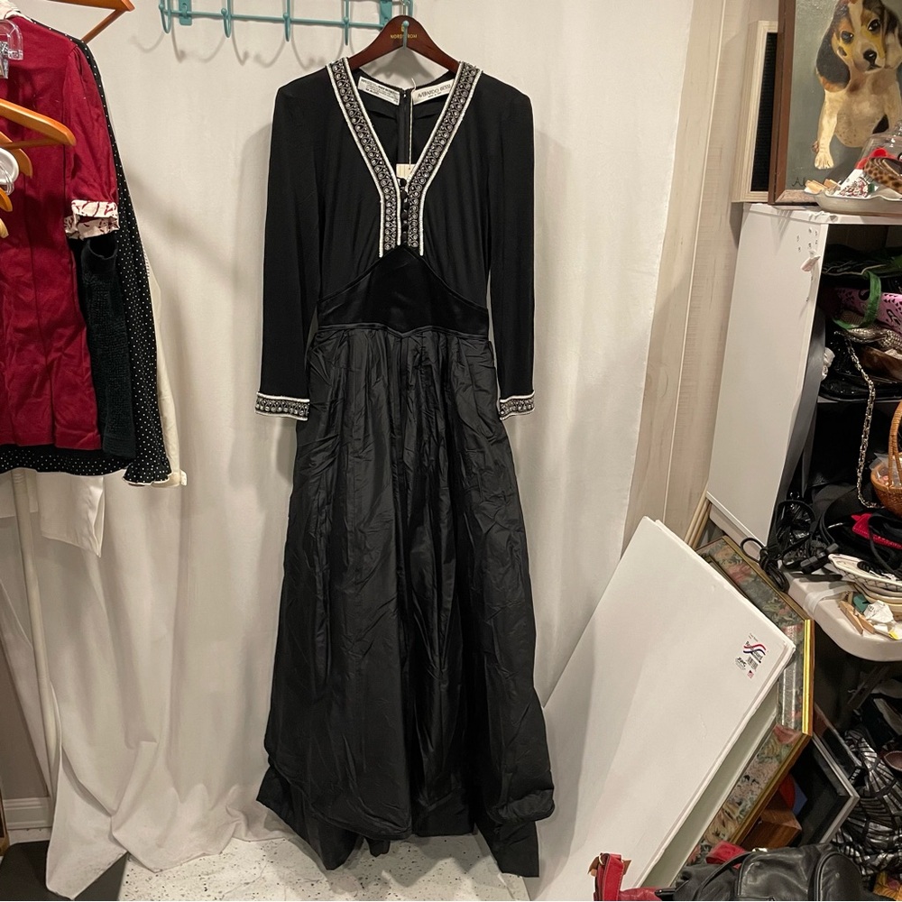 Vintage 70’s-80’s NWT black silk boho jeweled princess gown Averardo Bessi Italy - Picture 7 of 14